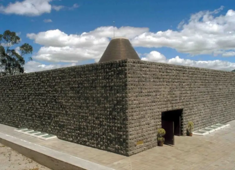 la capilla del hombre resumen - Cuándo fue creada la Capilla del Hombre