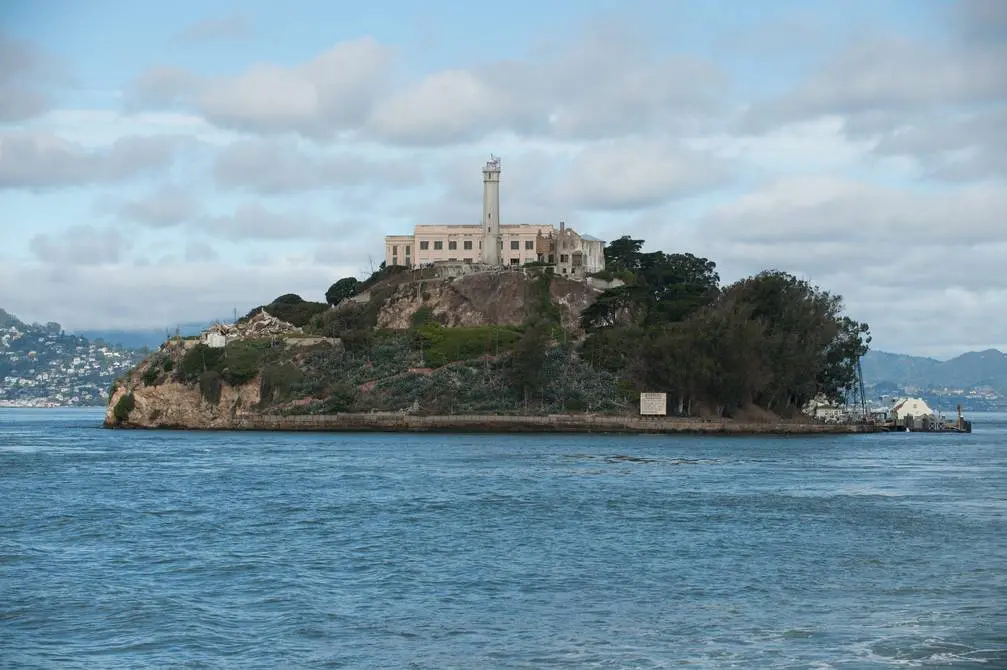 resumen de la pelicula alcatraz - Qué pasó con los 3 presos que escaparon de Alcatraz